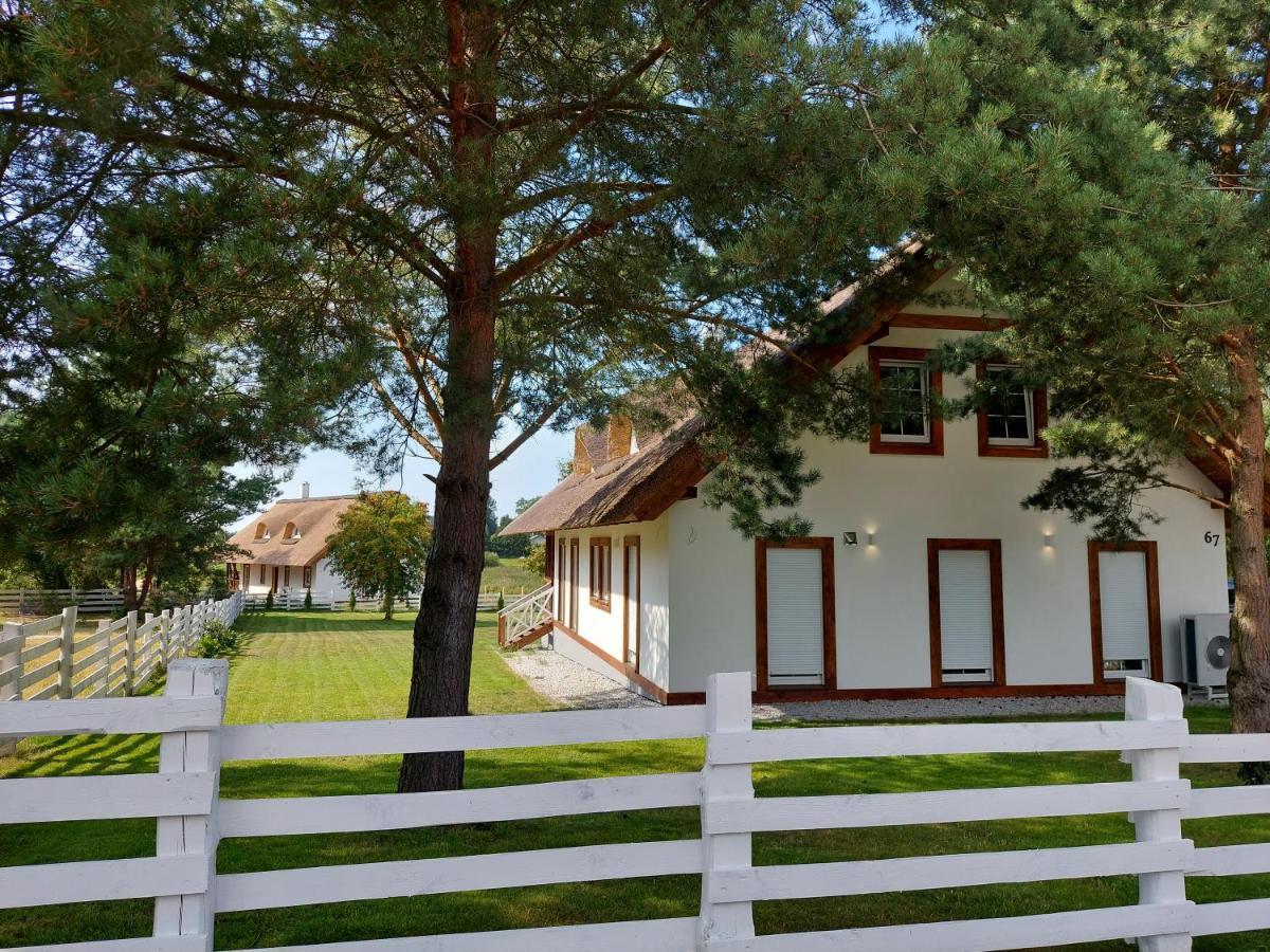 Greyowka Dom Kryty Strzecha W Gardna Park Villa Czysta Bagian luar foto